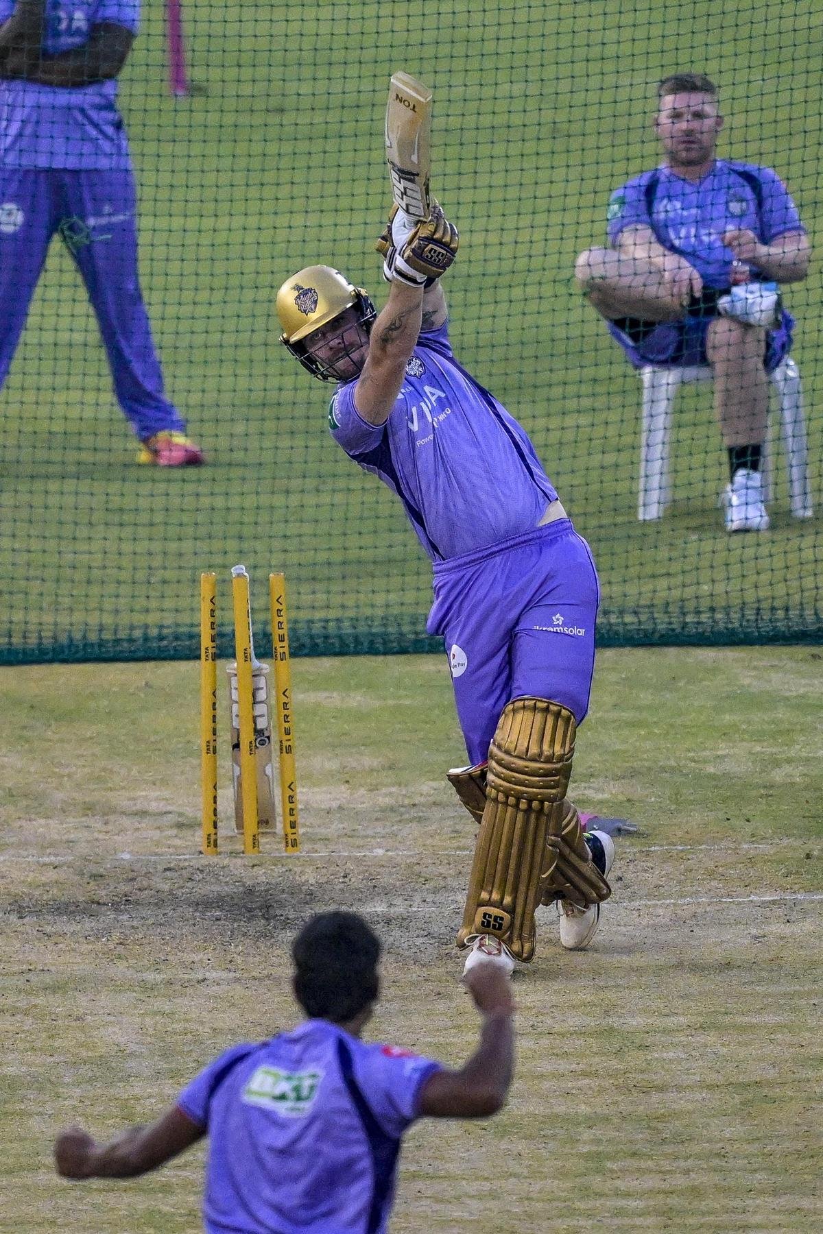 RCB faces resurgent KKR as IPL 2026 Playoffs race heats up