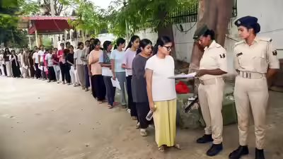 NEET-UG 2026 રદ: કેવી રીતે ‘અનુમાન પેપર’ લીકથી પરીક્ષા પાટા પરથી ઉતરી ગઈ અને આગળ શું થશે | ભારત સમાચાર