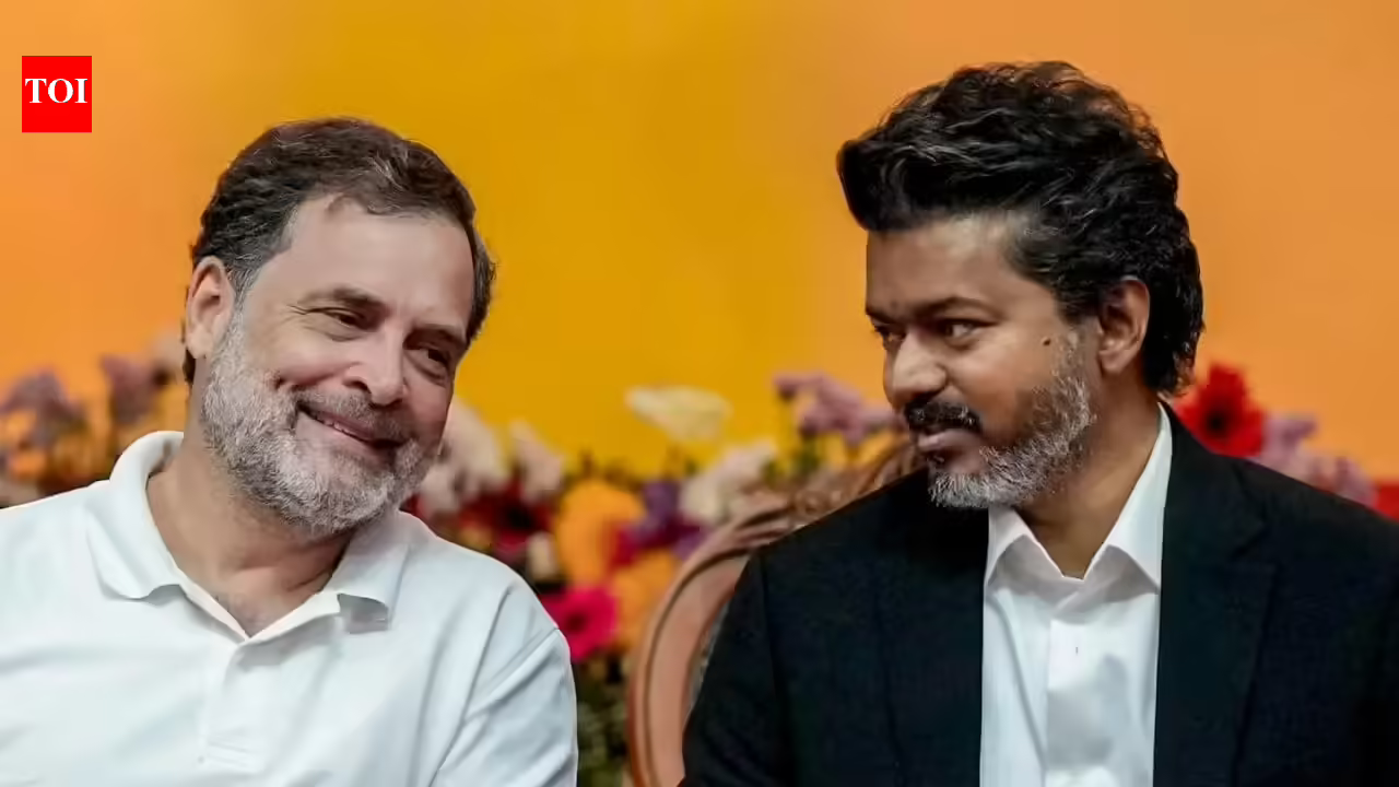 વિજય: વિજયનો સીએમ તરીકેનો પ્રથમ દિવસ અને તમિલનાડુ ગીતની પંક્તિ: શું થયું? | ભારત સમાચાર