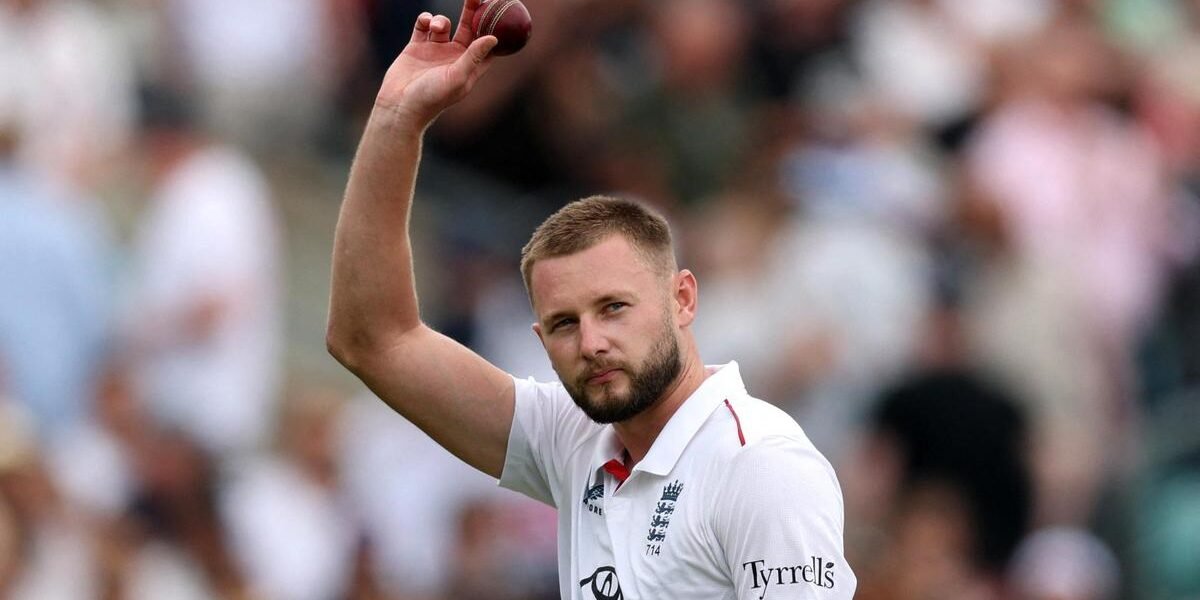 England pacer Gus Atkinson hit by Josh Tongue bouncer in County Championship
