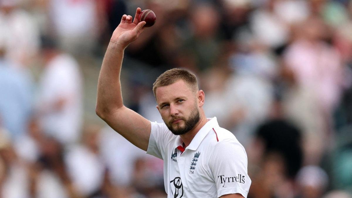 England pacer Gus Atkinson hit by Josh Tongue bouncer in County Championship