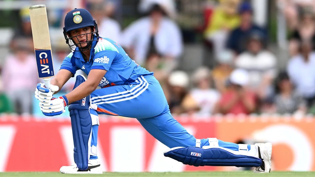 Aus vs Ind 1st ODI – India captain Harmanpreet Kaur injured, Smriti Mandhana takes charge