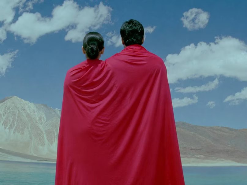 2 મોટી હિરોઈનોએ ફિલ્મને રિજેક્ટ કરી હતી, તે રિલીઝ થતાની સાથે જ બોક્સ ઓફિસ પર આફત હતી, છતાં તેણે 2 નેશનલ એવોર્ડ જીત્યા હતા.