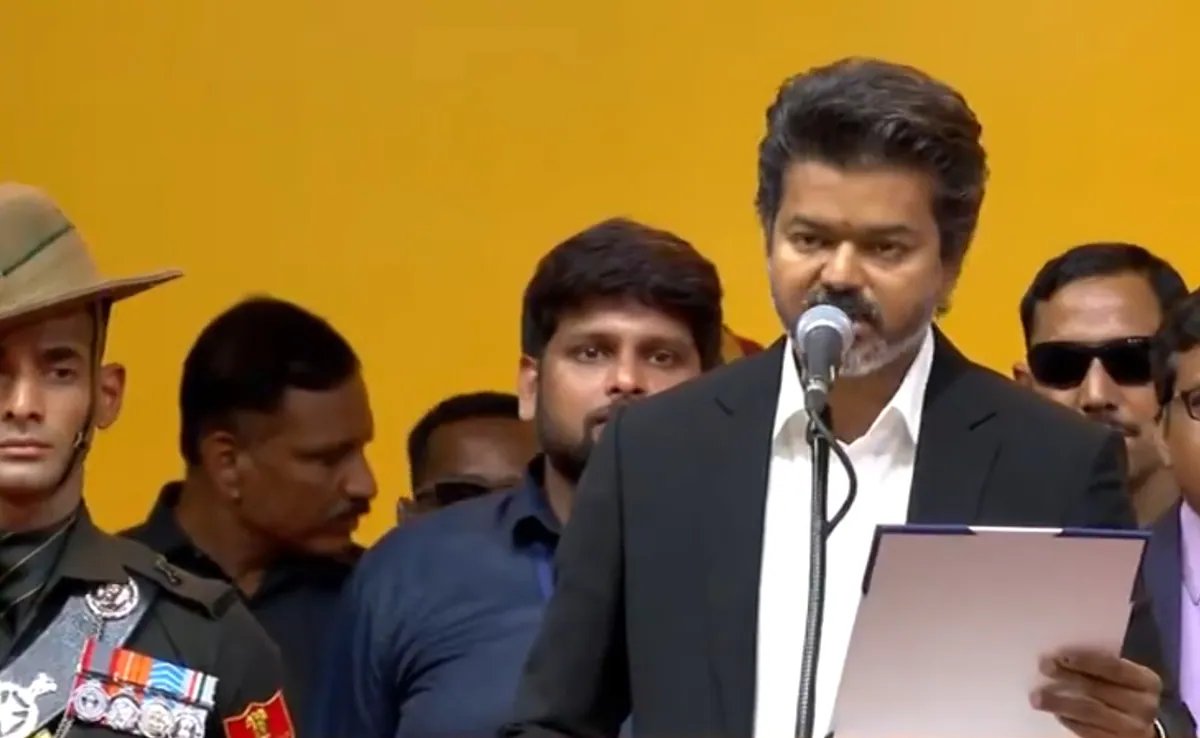 R Ashwin ‘Spots’ CSK Star Anshul Kamboj In Vijay’s Oath Ceremony, Leaves Internet In Splits
