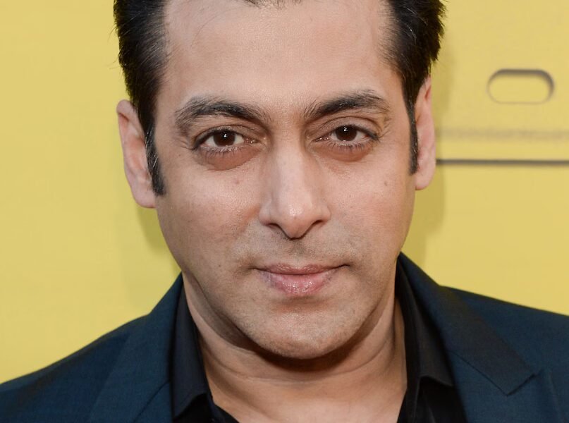 सलमान खान से घबराए प्रभास? संदीप रेड्डी वांगा ने टाली ‘स्पिरिट’ की रिलीज डेट! अब इस दिन हो सकती है रिलीज