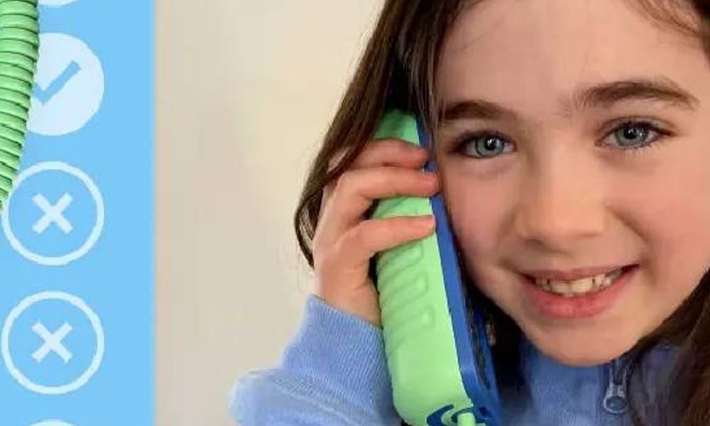 Screenless phones becoming popular among Gen Alpha: A new way to protect children from digital overload amidst the crackdown on smartphones